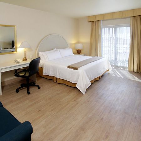 Holiday Inn Express Torreon By Ihg Kültér fotó