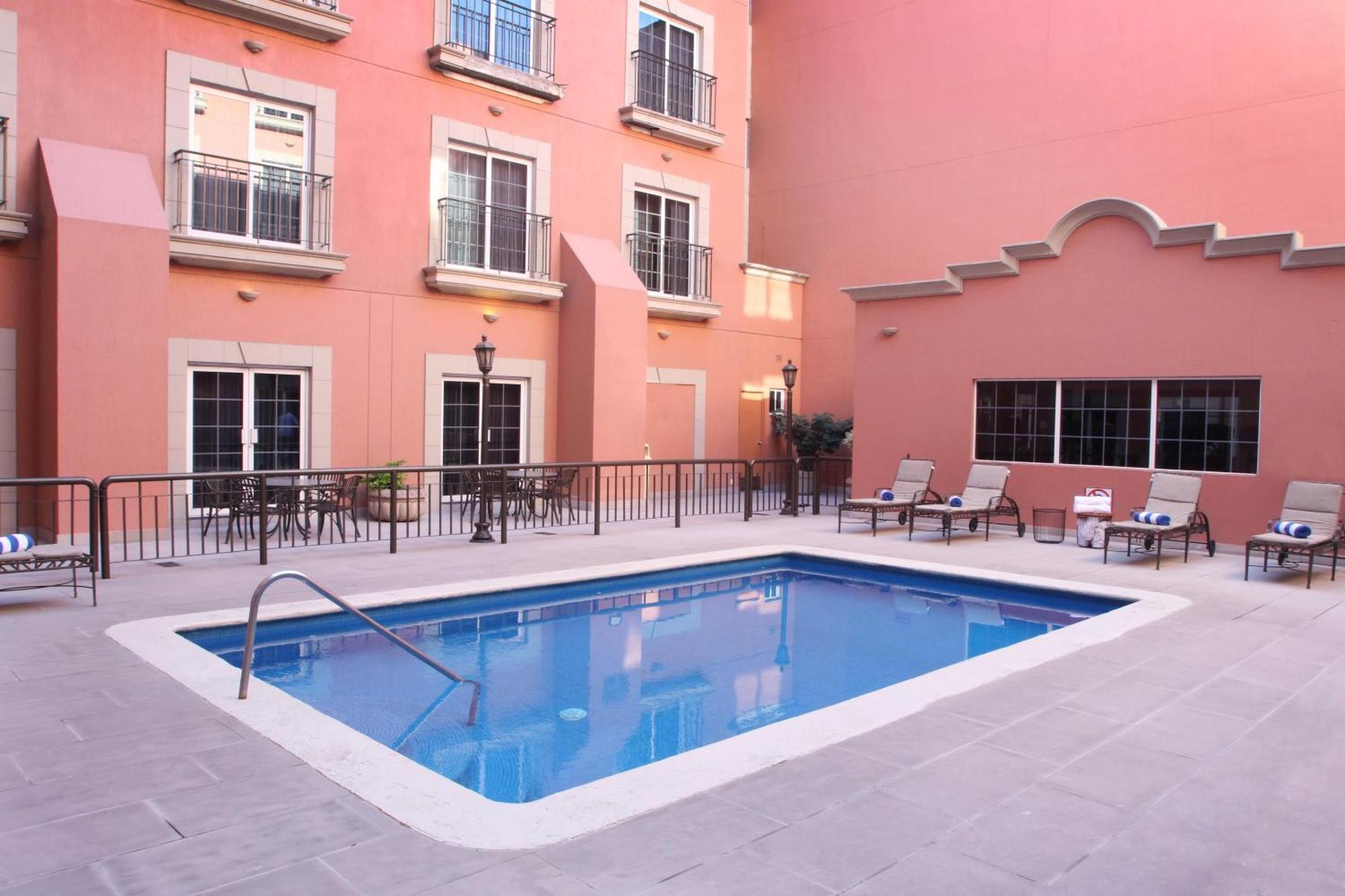 Holiday Inn Express Torreon By Ihg Kültér fotó